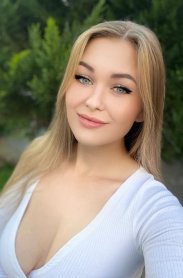 Фотография номер 2 - Ира, 19 лет